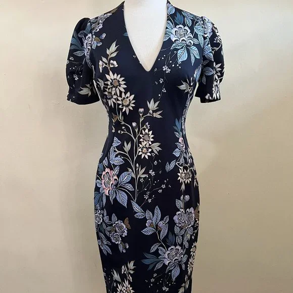 Vince Camuto blue floral print dress Vince Camuto blue floral print dress